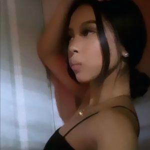 Meet your Posher, Desiree